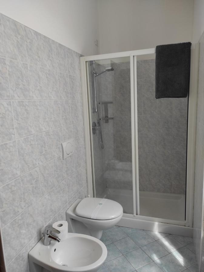 Casa Di Luca Daire Lecco Dış mekan fotoğraf